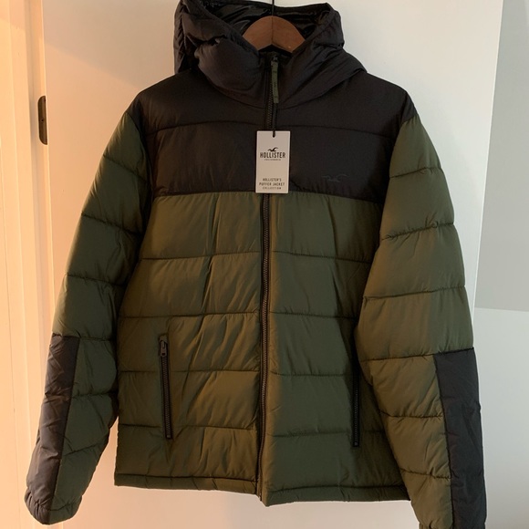 Hollister Other - Hollister men’s puffer jacket - recycled fill